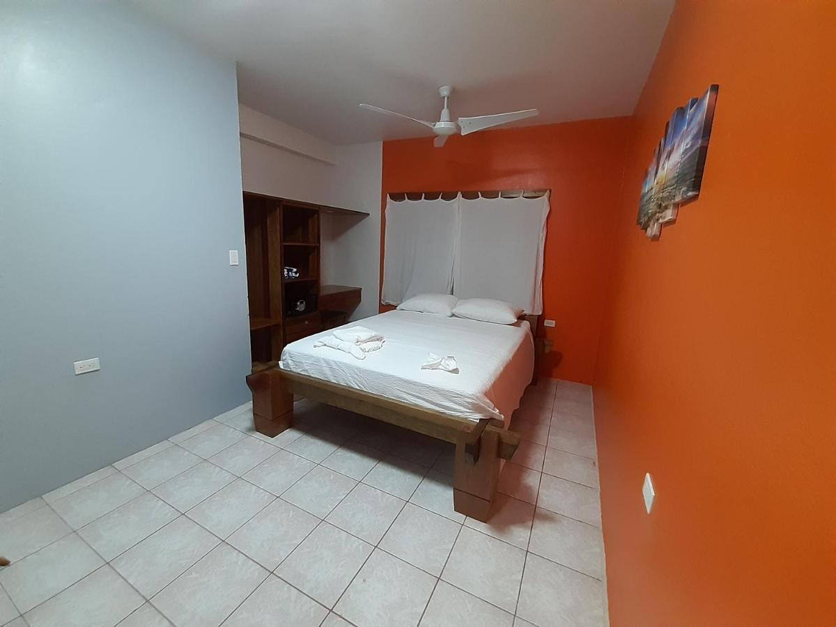 Rachel Land Leilighet Caye Caulker Eksteriør bilde